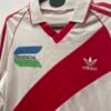 River 1992 Tit M/Larga Talle M (52 x 71 cm) T3